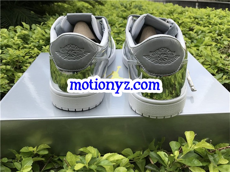 Air Jordan 1 Low Pinnacle Metallic Silver